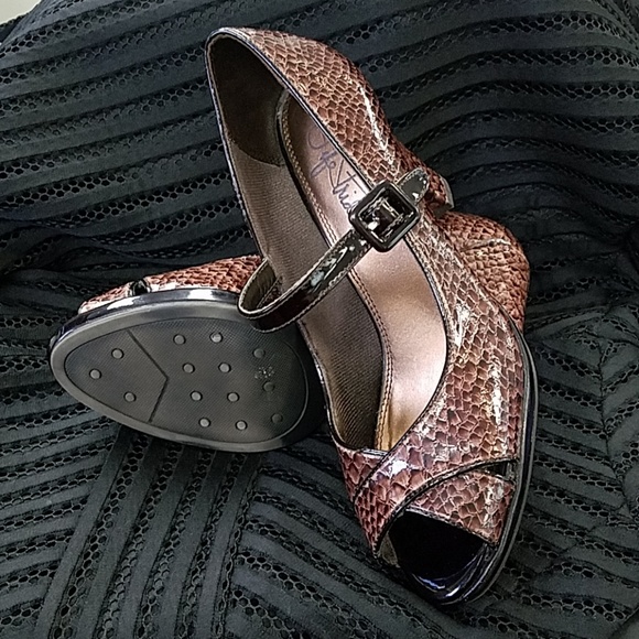 Peep-Toe Snake Print Heels - Picture 3 of 6